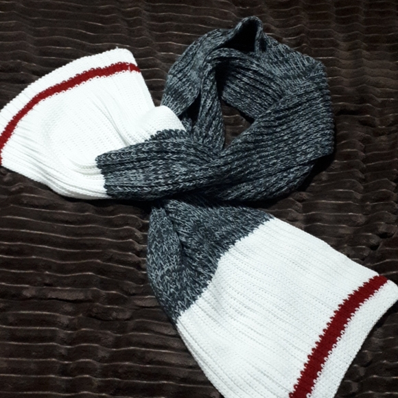 Grey, White and Red Scarf - Picture 2 of 4